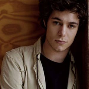 Adam Brody 