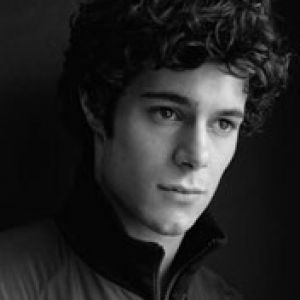 adam brody 