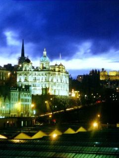 Edinburgh at night