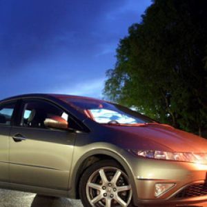 Honda-civic-1,8-sport