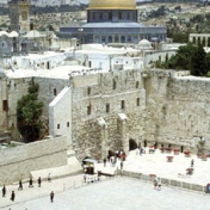 Western-Wall-and-Omar-Mosque -Jerusalem -Israel 