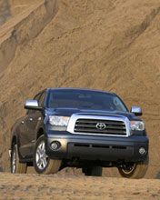 Toyota tundra crew max