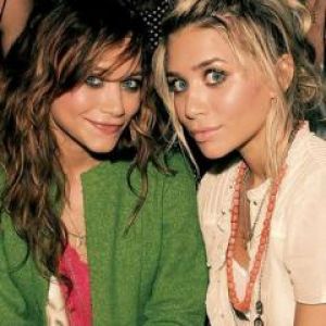 Mary Kate and Ashley Olsen