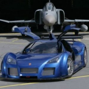 Gumpert Apollo