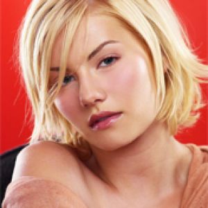 Elisha Cuthbert