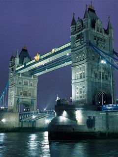 London - Tower Bridge by night