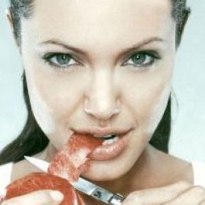 Angelina Jolie