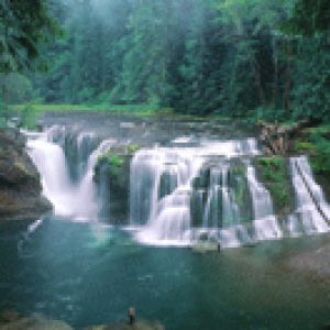Lower_Lewis_River_Falls-Gifford_Pinchot_Nemzeti_Pa