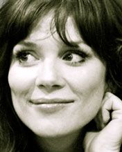 Anna Friel