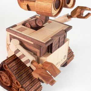 Wood-E Wall-E