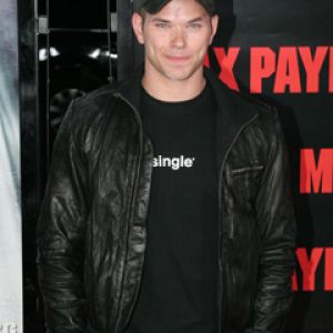 Kellan Lutz - Emmett Cullen