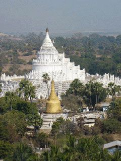 Sagaing & Mingun - Mya Thein Tan Pagoda in Mingun