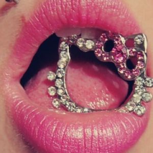 Hello Kitty Lips