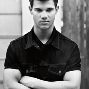 Taylor Lautner