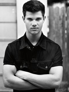 Taylor Lautner