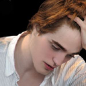 Robert Pattinson - Edward Cullen