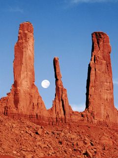 Three Sisters Rocks - Monument Valley - Arizona