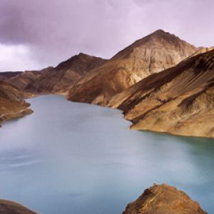 Lake Yamdrok Tso - Tibet