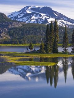 Sparks Lake - South Sister Peak