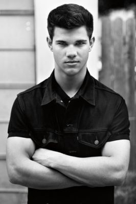 Taylor Lautner