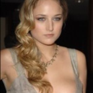 Leelee Sobierski