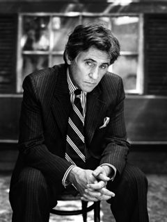 Gabriel Byrne