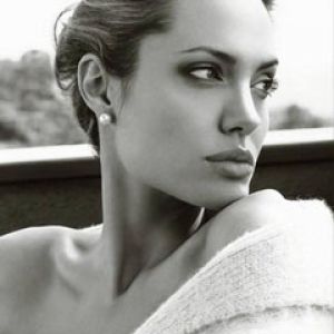 Angelina Jolie