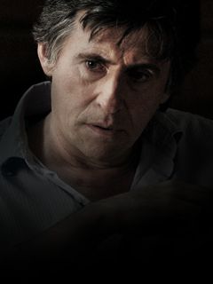 Gabriel Byrne