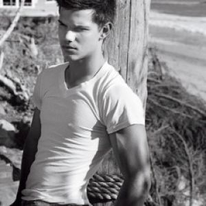 Taylor_Lautner