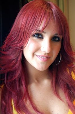 Rebelde Roberta (Dulce Maria)