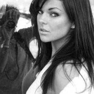 Serinda Swan 