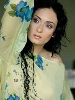 Ceyda DĂĽvenci