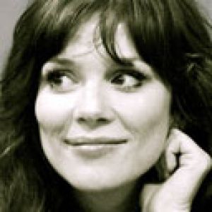 Anna Friel