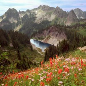 Cliff Lake and the Tatoosh Range