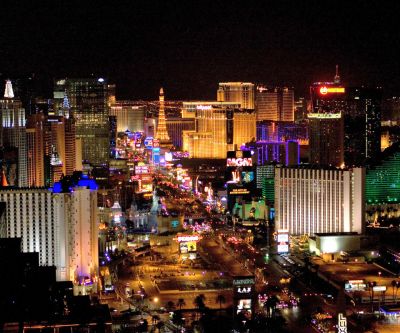 Nočná panoráma Las Vegas