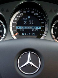Mercedes AMG Prístrojová doska