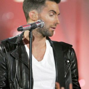 Adam Lewine - Maroon 5