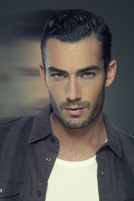 Aaron Diaz