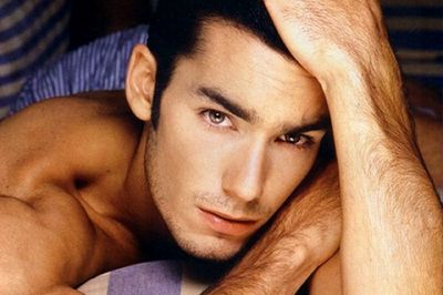 Aaron Diaz