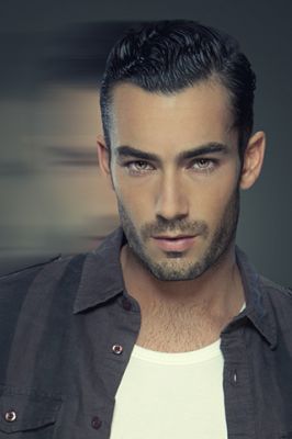 Aaron Diaz