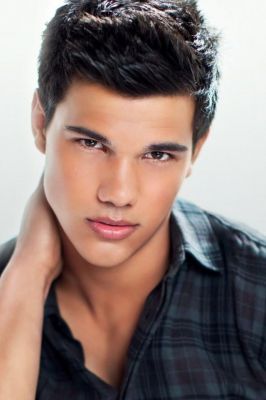Taylor Lautner