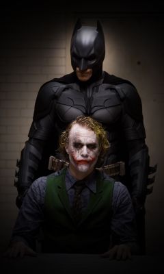 Batman a Joker v Temnej Scéne