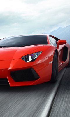 Červený Lamborghini Aventador