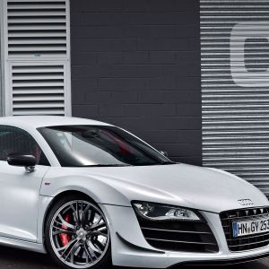 Audi R8 biele